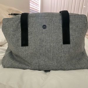 Lululemon go getter bag